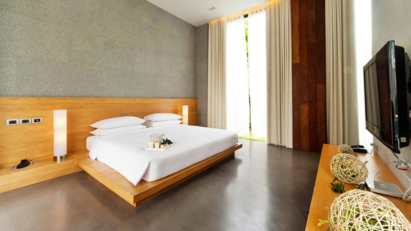 bedroom-king-bed, διακόσμηση δωμάτιου ξενοδοχείου, μπρουτάλ αρχιτεκτονική, μίνιμαλ διακόσμηση, εμφανές μπετόν